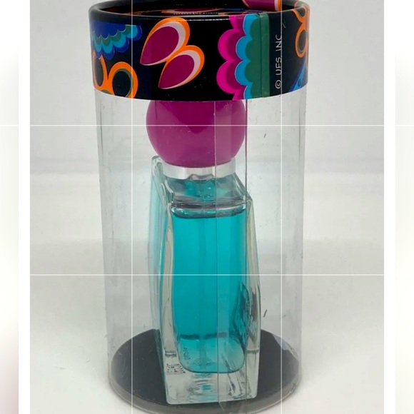 NIB โ
SNOOPY ๐ Pretty Cool ๐ Eau De Toilette Spray 1 Fl Oz. - Picture 3 of 5